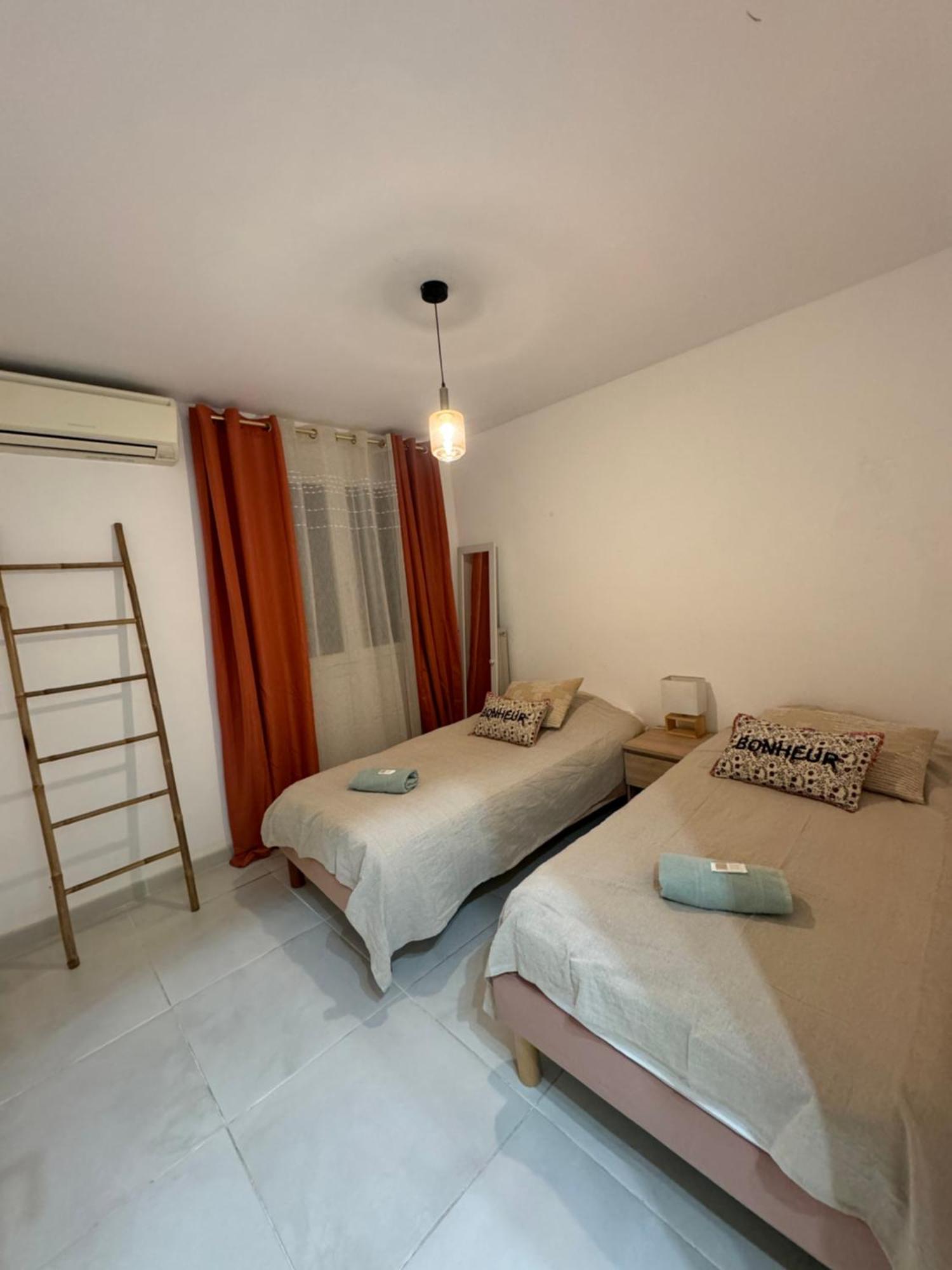 Maison 3Chambres ,Climatisee Nîmes Kültér fotó